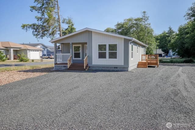 Property photo for 227 Sunrise Avenue Se, Ocean Shores