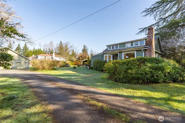 Property photo for 9406 Ne 32nd Street, Clyde Hill
