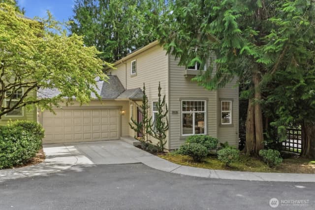 Property photo for 9836 Ne 130th Place, Kirkland