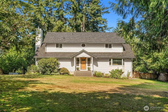 Property photo for 11517 Tyler Place Ne, Bainbridge Island