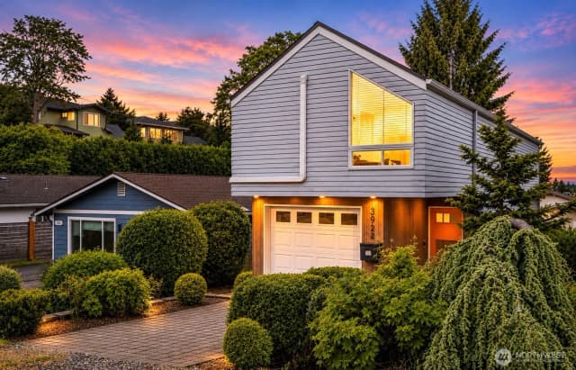 Property photo for 3928 S Findlay Street, Seattle, WA 98118