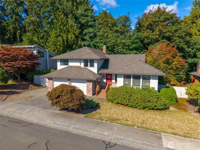 Property photo for 10704 44th Avenue Se, Everett