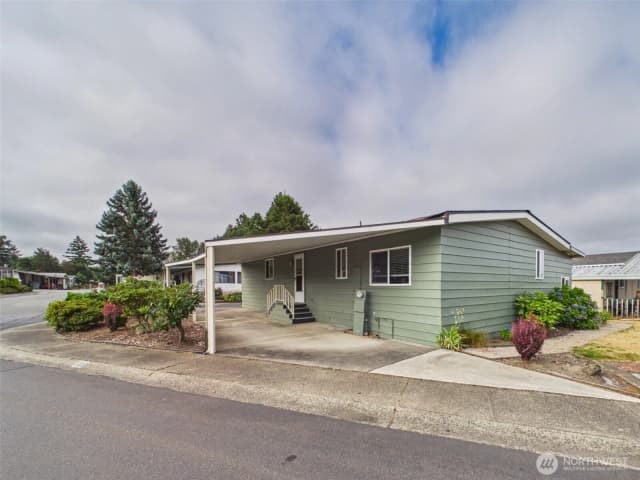 Property photo for 11436 Se 208th Street #106, Kent