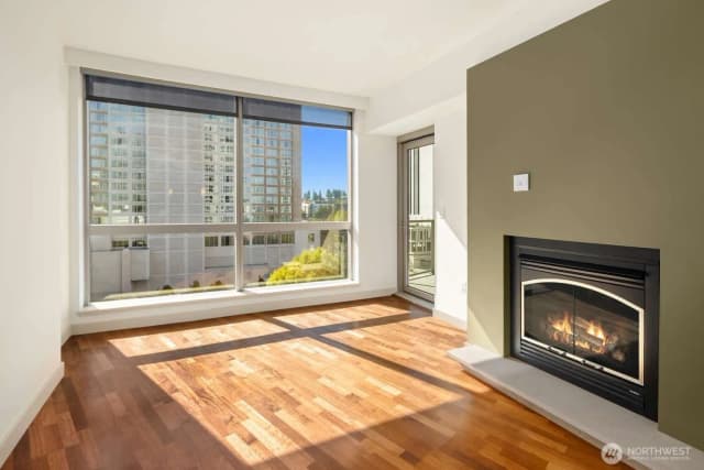 Property photo for 10610 Ne 9th Place #903, Bellevue