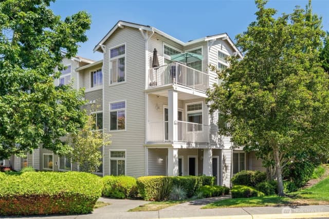 Property photo for 1131 63rd Street Se #b, Auburn