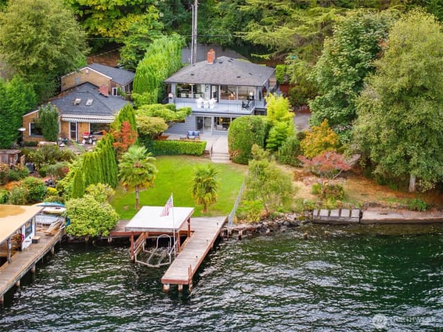 Property photo for 1302 Lakeside Avenue S, Seattle