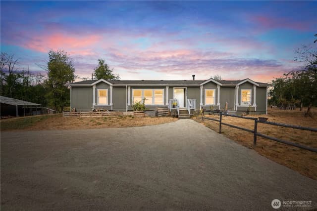 Property photo for 18109 Bald Hill Rd Se, Yelm