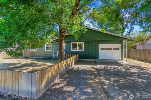 Property photo for 513 Sw Diane Street, Castle Rock