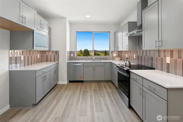 Property photo for 12930 77th Ave Se A-2 #20, Snohomish