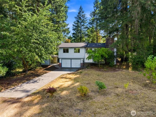 Property photo for 51 E Park Lane, Shelton