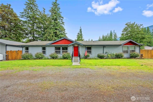 Property photo for 405 415th Avenue Se, Gold Bar