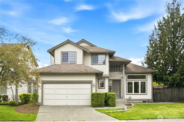 Property photo for 12402 107th Place Ne, Kirkland, WA 98034