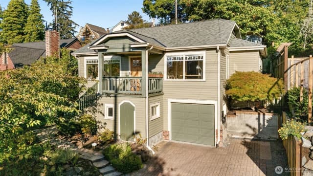 Property photo for 3006 11th Avenue W, Seattle
