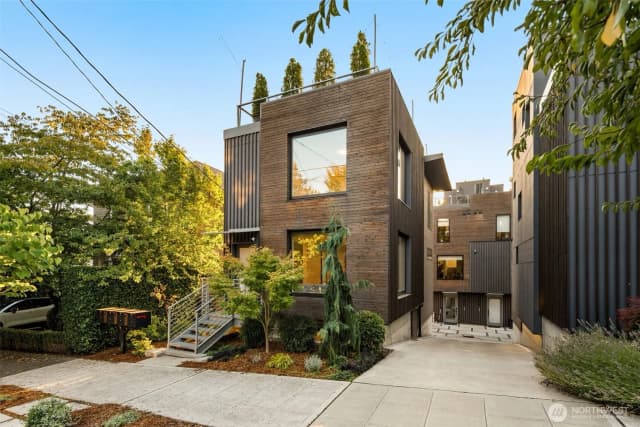 Property photo for 1105 Yakima Avenue S, Seattle