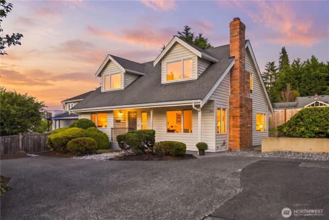 Property photo for 502 3rd Avenue N, Edmonds