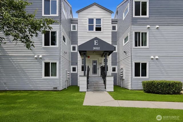 Property photo for 20322 Bothell Everett Highway #e301, Bothell