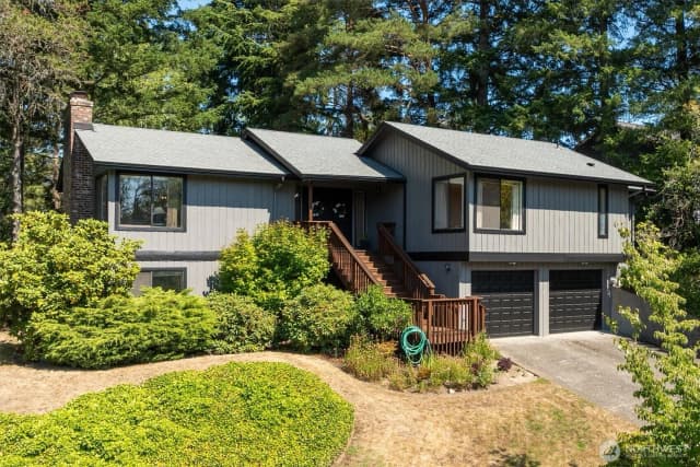Property photo for 2461 Park Hill Drive, Longview