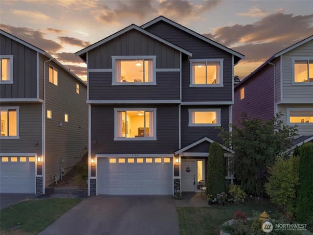 Property photo for 2704 S 120th Place, Burien