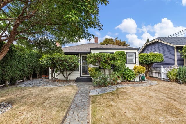Property photo for 8337 27th Avenue Nw, Seattle