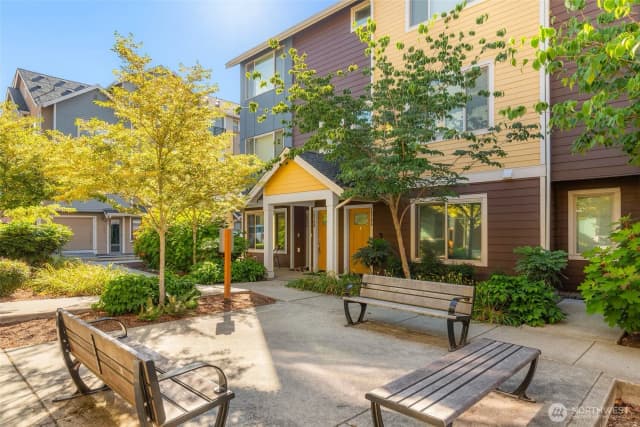 Property photo for 15790 Ne 14th Alley, Bellevue