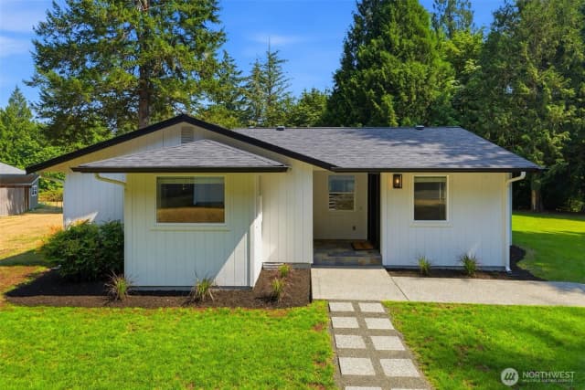 Property photo for 15615 53rd Street Nw, Lakebay