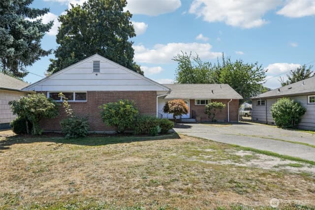Property photo for 2219 Ocean Beach Highway, Longview