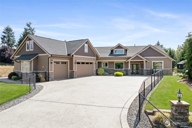 Property photo for 429 Cessna Court E, Eatonville