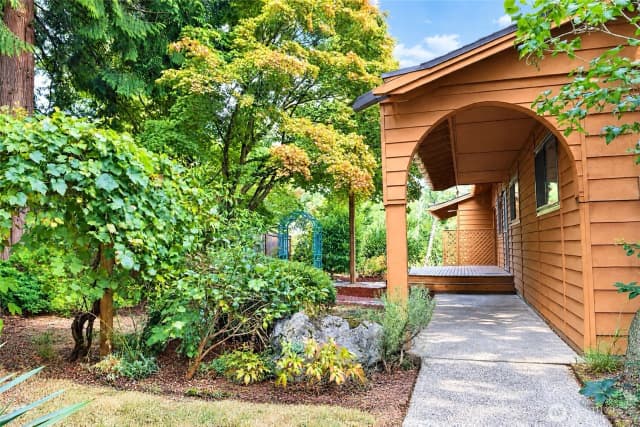 Property photo for 3520 Ne 204th Street, Lake Forest Park