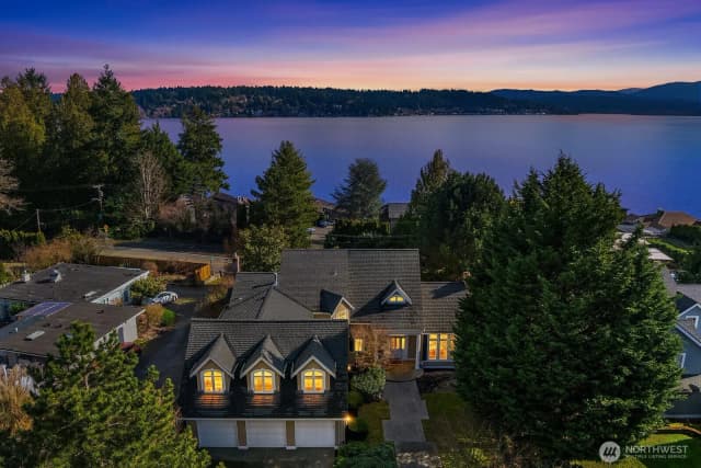Property photo for 17120 Se 29th Place, Bellevue