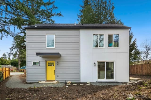 Property photo for 1404 N 136th Street, Seattle, WA 98125