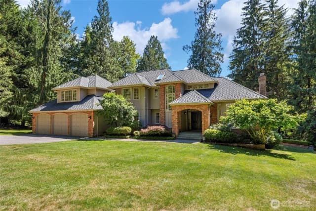 Property photo for 8412 E Meadow Lake Drive, Snohomish