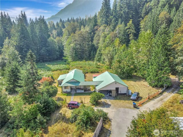 Property photo for 26429 469th Avenue Ne, Darrington