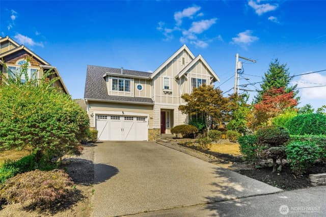 Property photo for 1825 Redmond Place Ne, Renton