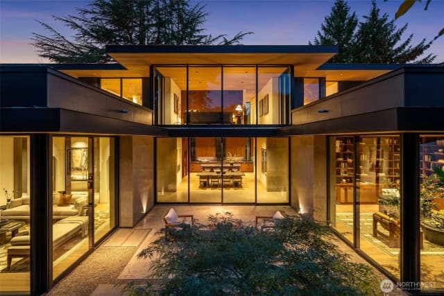 Property photo for 8718 Overlake Drive W, Medina