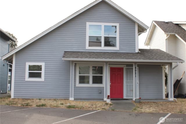 Property photo for 8921 Commercial Street Sw, Lakewood