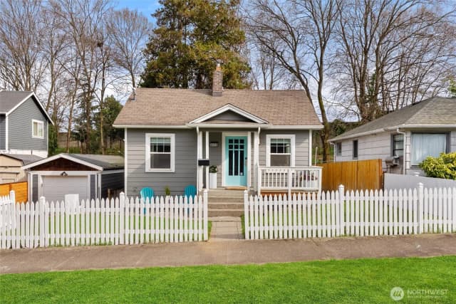 Property photo for 6058 6th Avenue Ne, Seattle