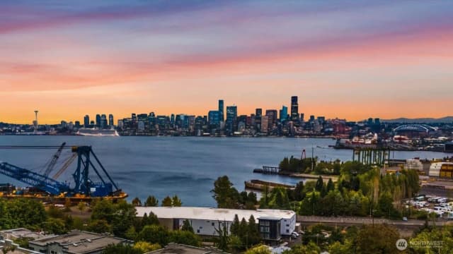 Property photo for 2349 Harbor Avenue Sw #702, Seattle