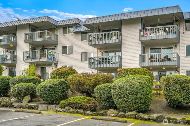 Property photo for 23007 Marine View Drive S #b306, Des Moines