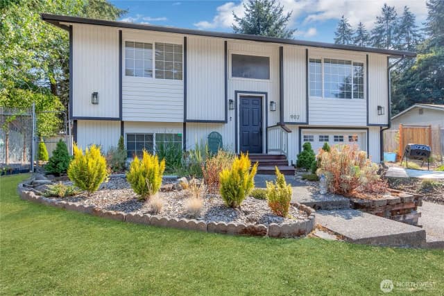 Property photo for 902 194th Street E, Spanaway