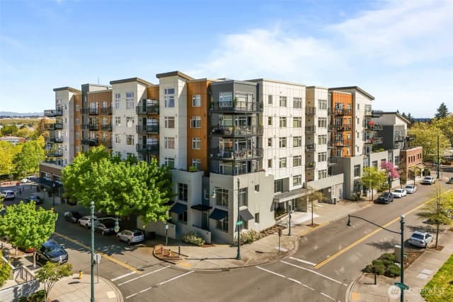 Property photo for 15100 6th Avenue Sw #518, Burien