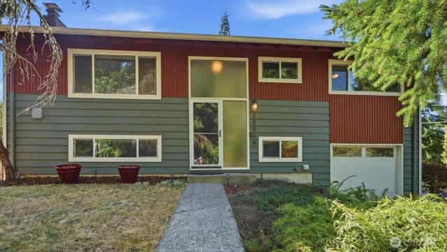Property photo for 22004 36th Avenue W, Mountlake Terrace