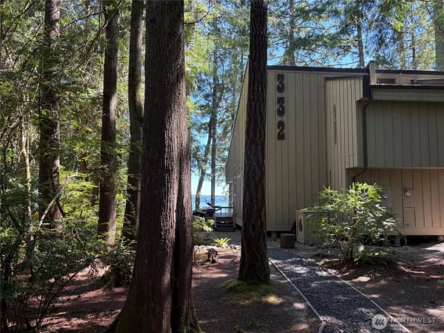 Property photo for 332 E Pointes Drive E #332, Shelton