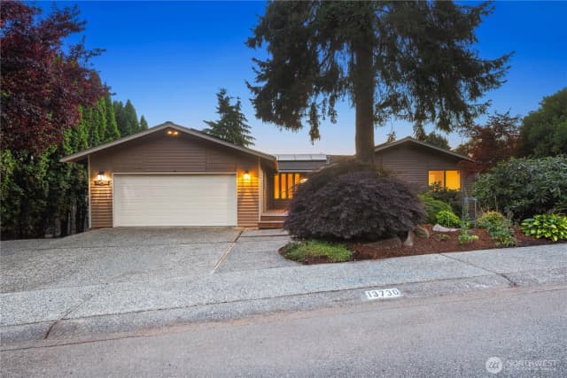 Property photo for 13730 Se 23rd Lane, Bellevue