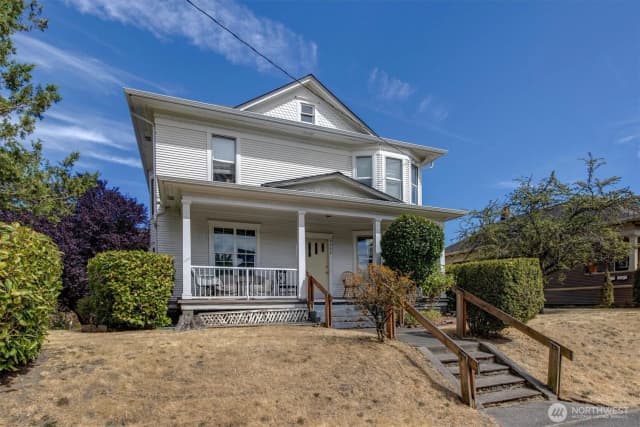 Property photo for 5522 12th Avenue Ne, Seattle