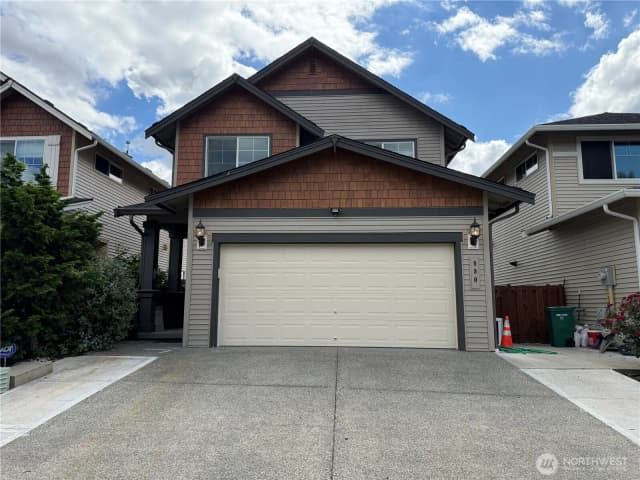 Property photo for 990 42nd Court Ne, Auburn