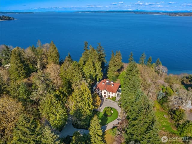 Property photo for 8010 Grand Avenue Ne, Bainbridge Island