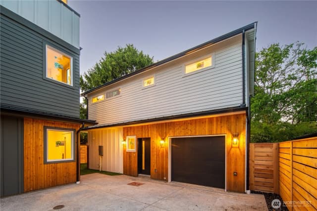 Property photo for 2650 Nw 95th Street, Seattle