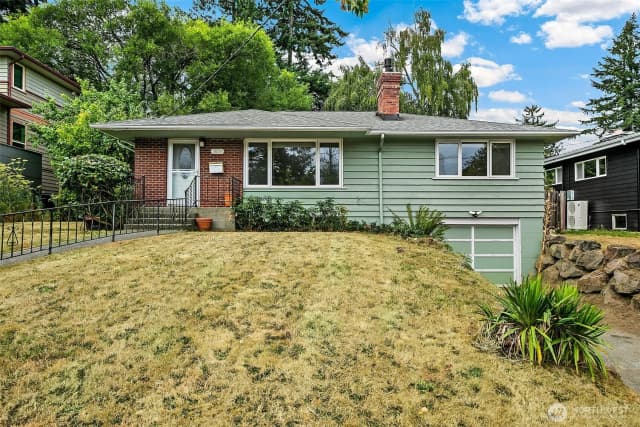 Property photo for 3039 49th Avenue Sw, Seattle