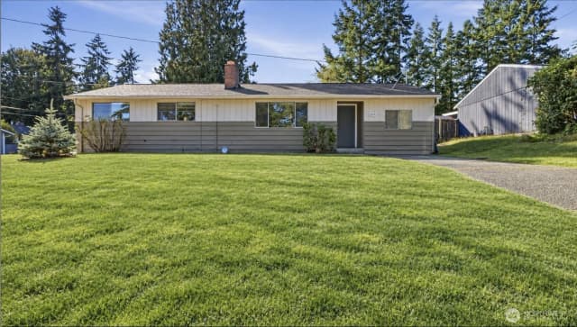 Property photo for 20926 74th Avenue W, Edmonds