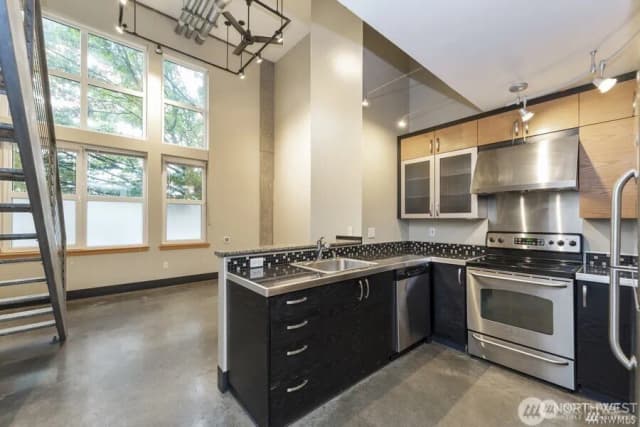 Property photo for 2440 Western Avenue #201, Seattle